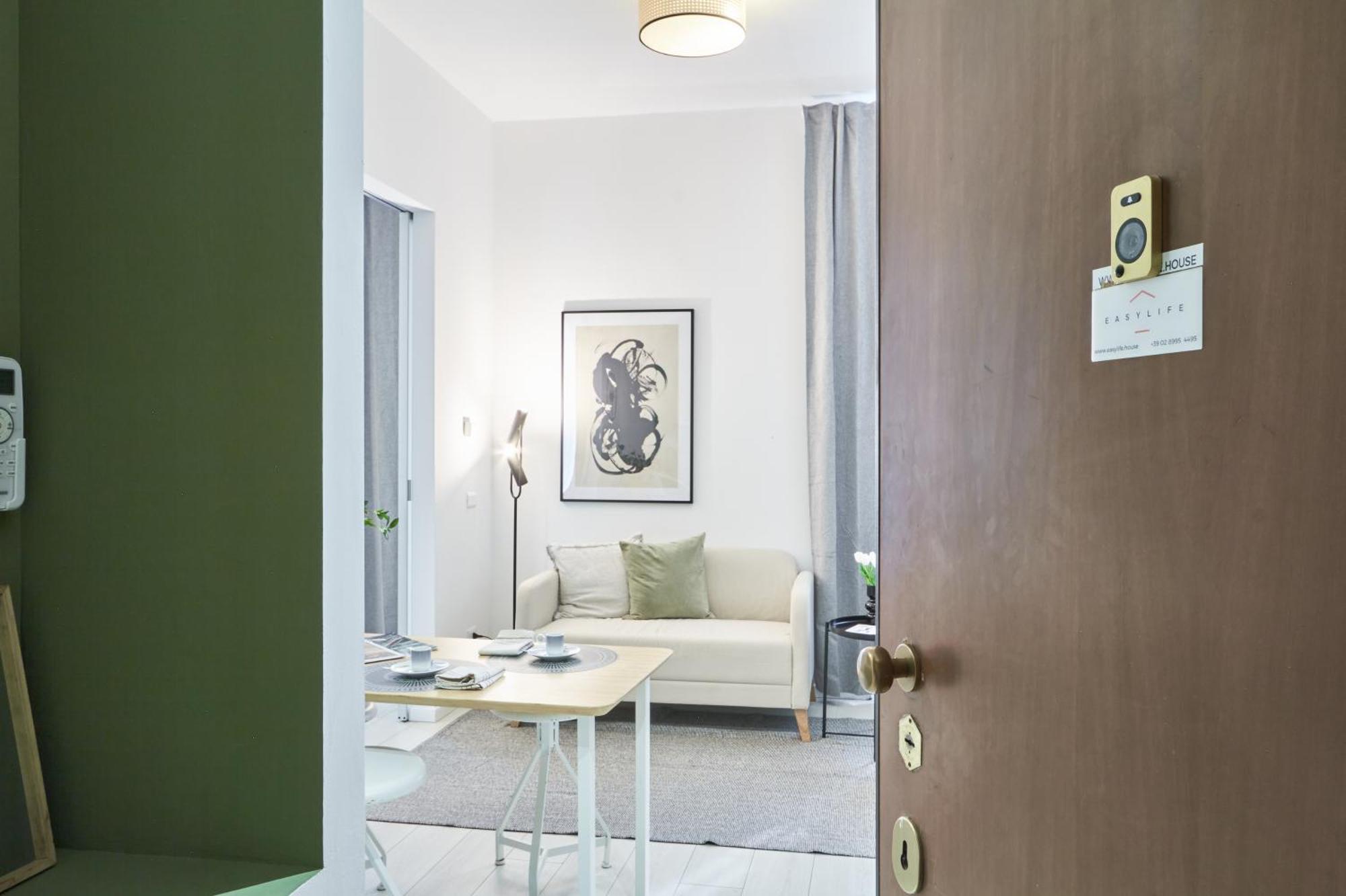 Elegante Appartamento Minimal Dai Tocchi Botanici Milan Extérieur photo