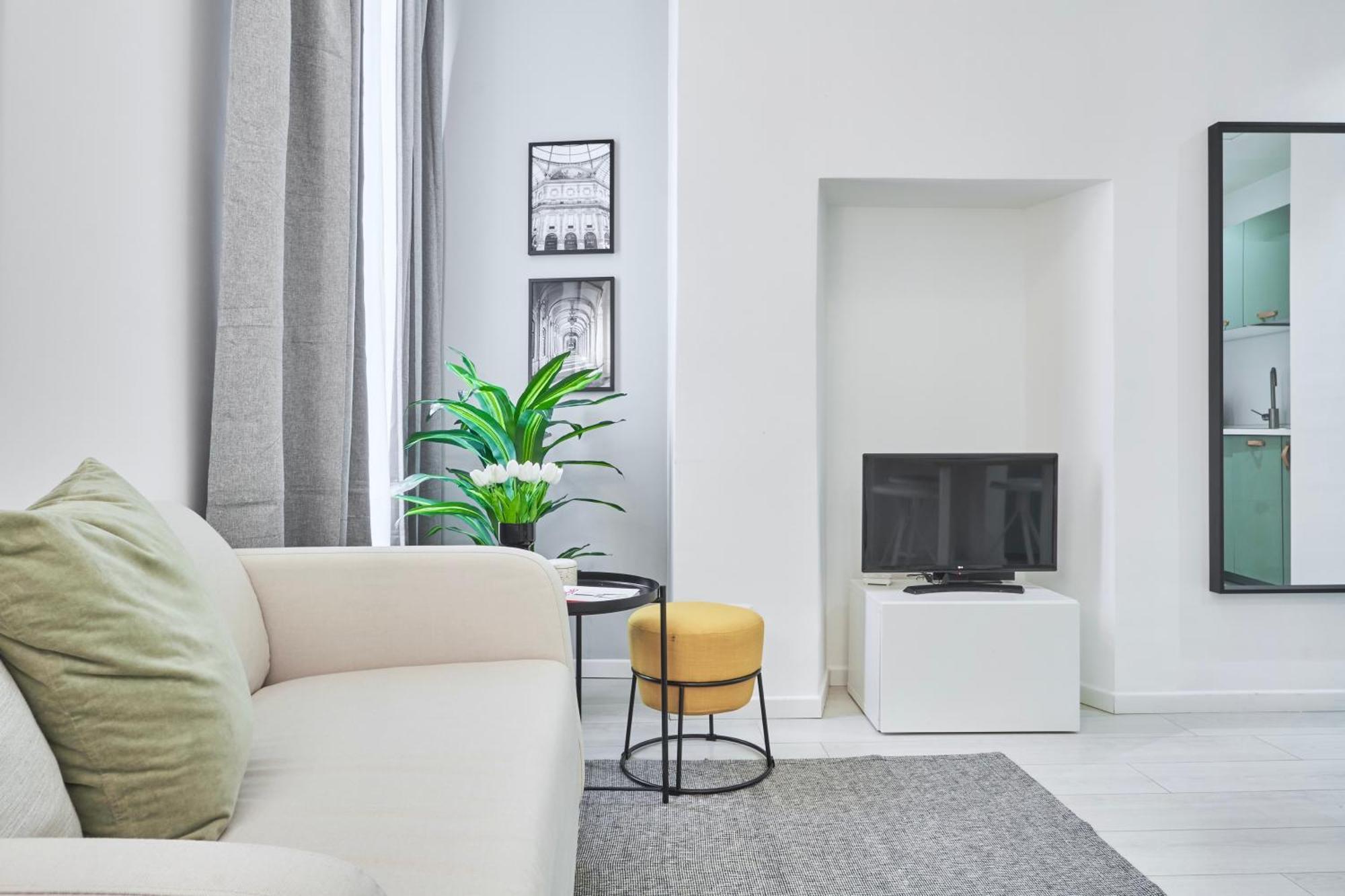 Elegante Appartamento Minimal Dai Tocchi Botanici Milan Extérieur photo