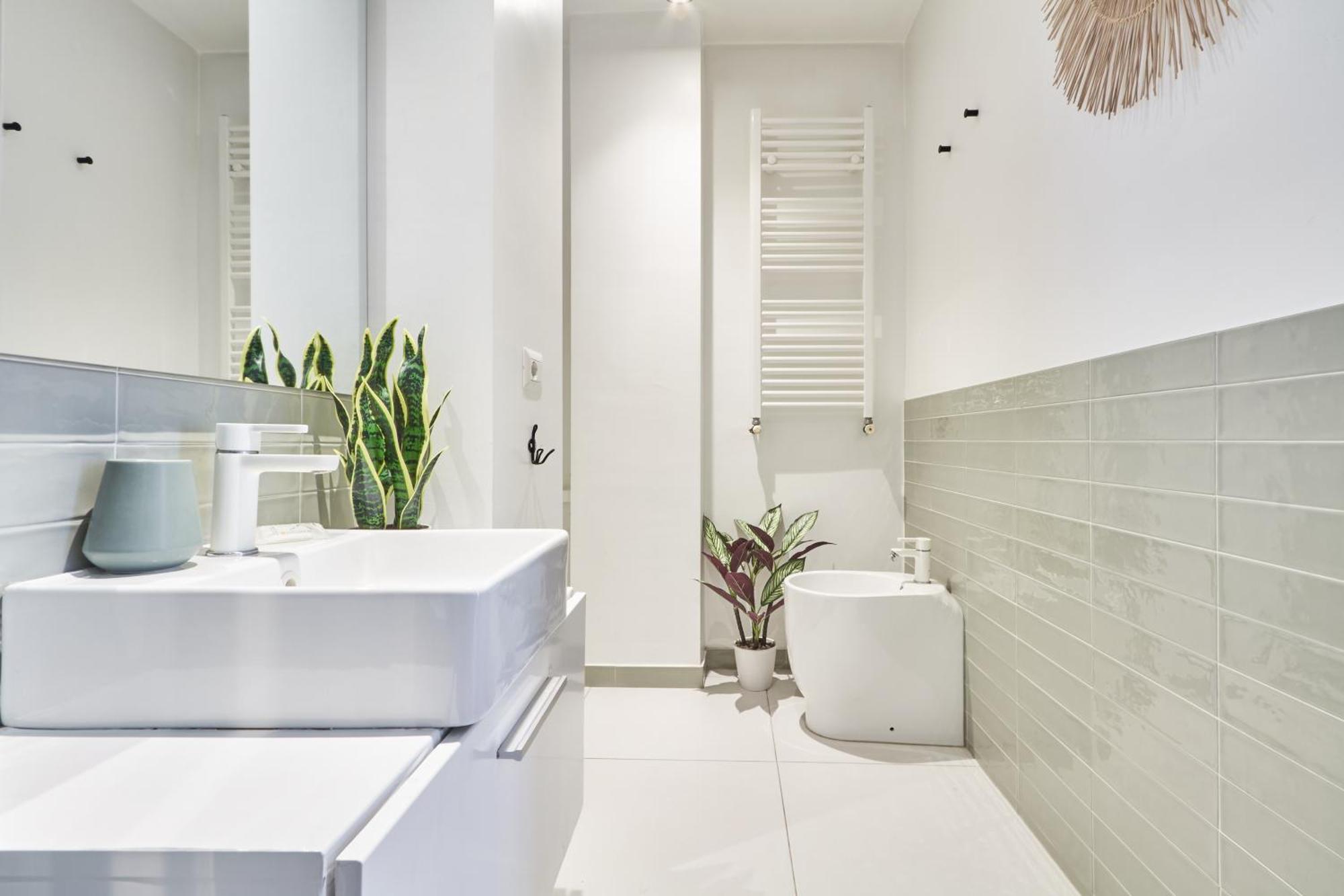 Elegante Appartamento Minimal Dai Tocchi Botanici Milan Extérieur photo
